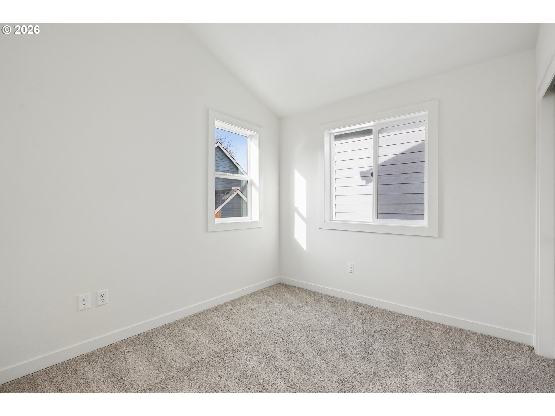 9568 Southwest 91st Avenue, Unit 5 Portland, OR 97223 - Photo 19 of 25