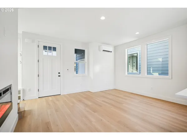 $449,000 | 9568 Southwest 91st Avenue, Unit 5, Portland, OR 97223