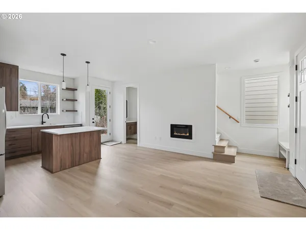$449,000 | 9568 Southwest 91st Avenue, Unit 5, Portland, OR 97223