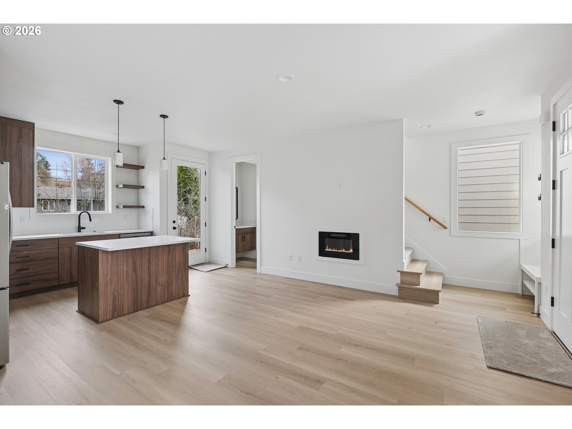 9568 Southwest 91st Avenue, Unit 5 Portland, OR 97223 - Photo 10 of 25