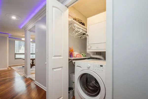 $3,600 | 440 North Wabash Avenue, Unit 2711, Chicago, IL 60611