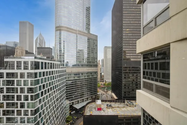 $3,600 | 440 North Wabash Avenue, Unit 2711, Chicago, IL 60611
