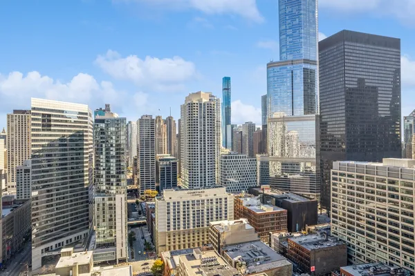 $3,600 | 440 North Wabash Avenue, Unit 2711, Chicago, IL 60611