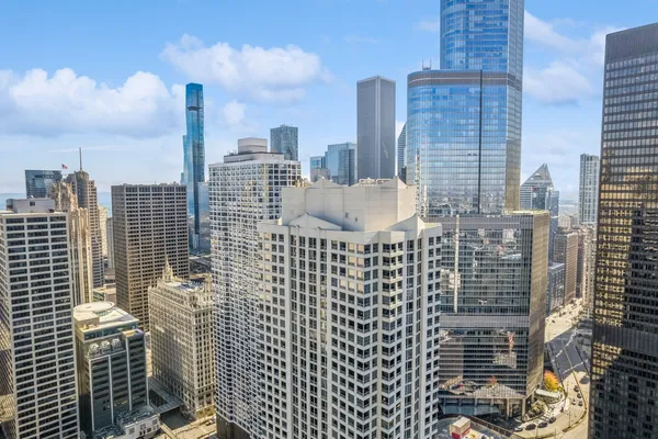 $3,600 | 440 North Wabash Avenue, Unit 2711, Chicago, IL 60611
