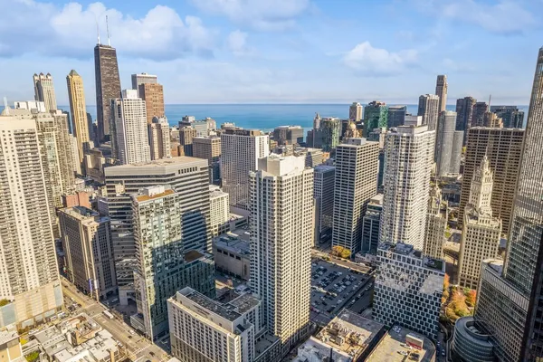 $3,600 | 440 North Wabash Avenue, Unit 2711, Chicago, IL 60611