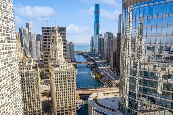 $3,600 | 440 North Wabash Avenue, Unit 2711, Chicago, IL 60611