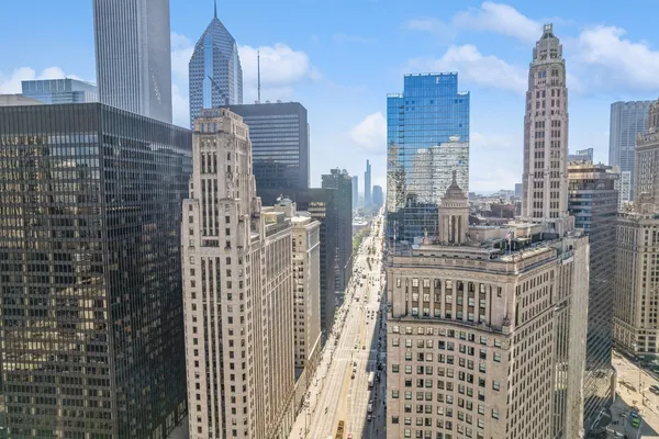 $3,600 | 440 North Wabash Avenue, Unit 2711, Chicago, IL 60611