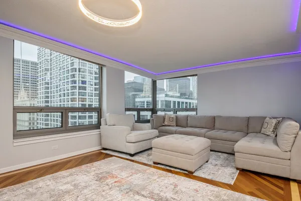 $3,600 | 440 North Wabash Avenue, Unit 2711, Chicago, IL 60611