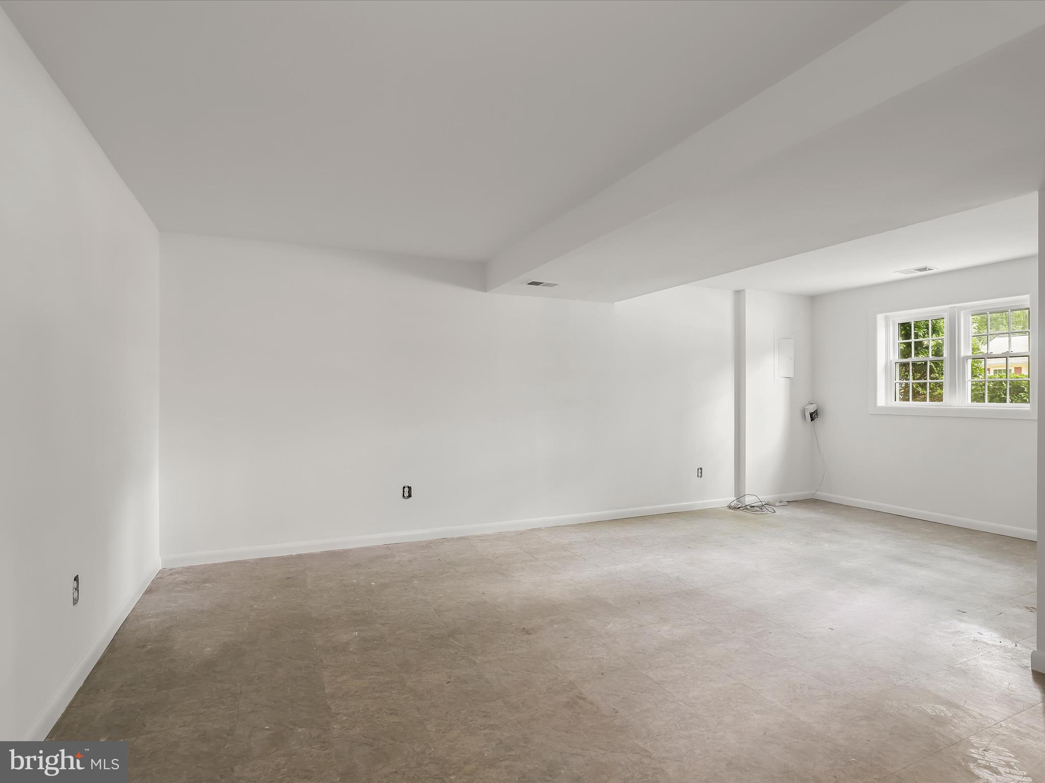 108 Bosun Road Arnold, MD 21012 - Photo 27 of 39 Family Room