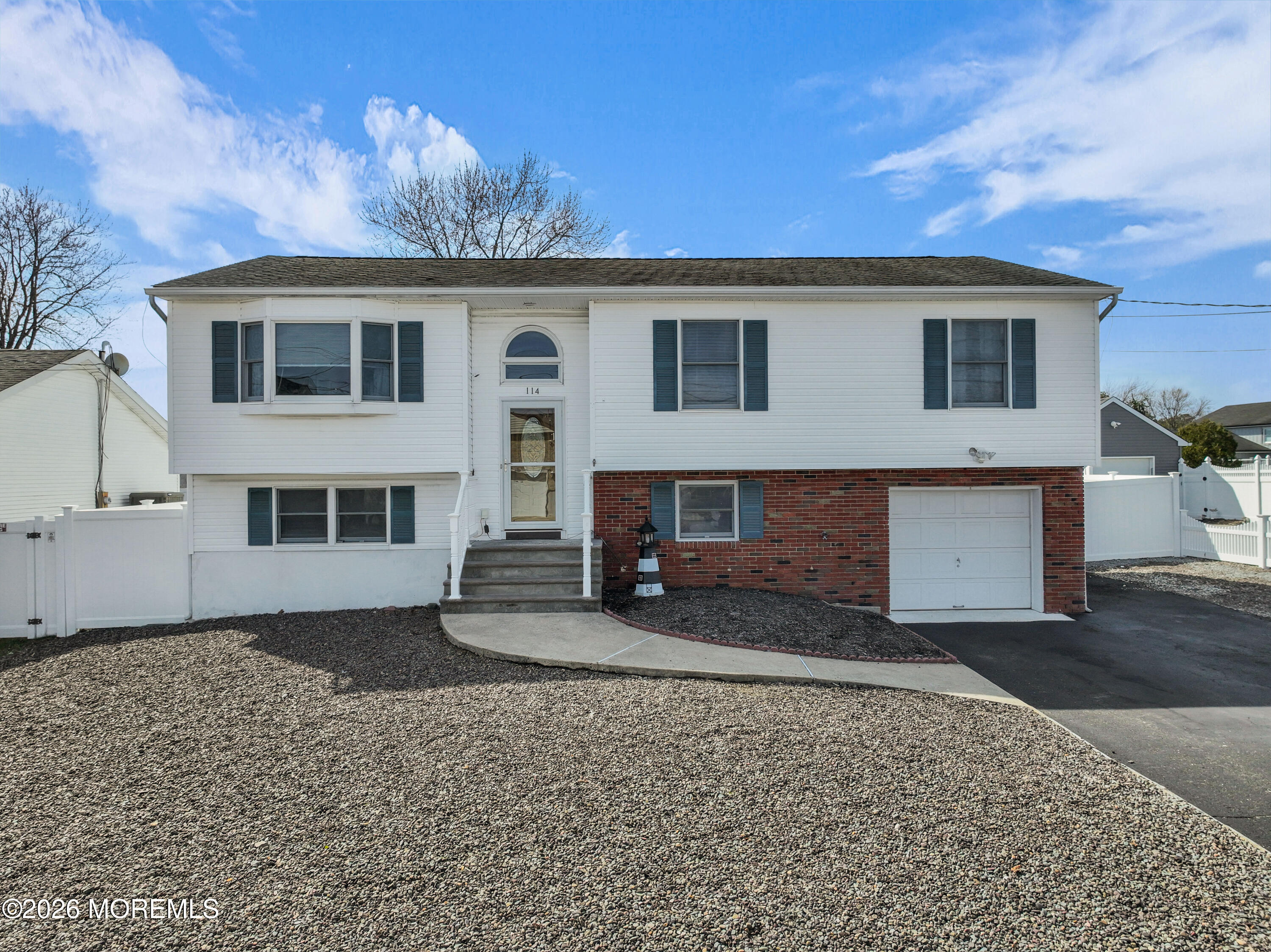 114 Mizzen Road Brick, NJ 08723 - Photo 1 of 34 photos_high_resolution_1