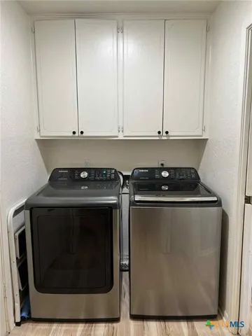 a close view of stove top oven