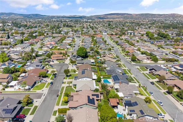 $1,250,000 | 1384 Roxborough Drive, Placentia, CA 92870