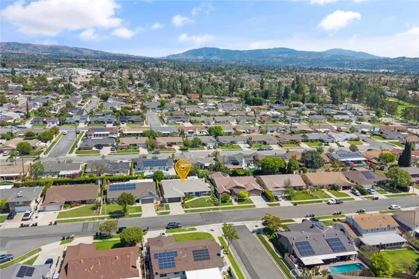 $1,250,000 | 1384 Roxborough Drive, Placentia, CA 92870