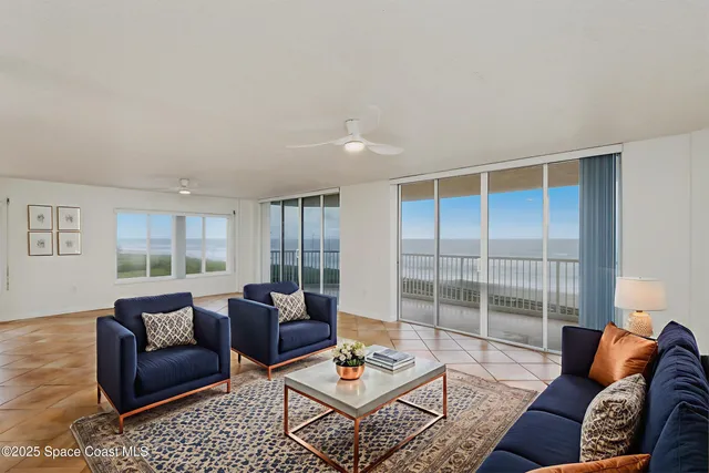 $1,200,000 | 735 N Highway, Unit 302, Indialantic, FL 32903