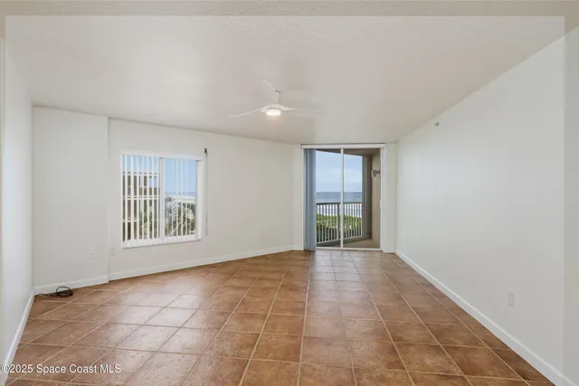 $1,200,000 | 735 N Highway, Unit 302, Indialantic, FL 32903