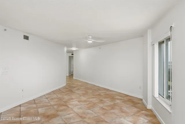 $1,200,000 | 735 N Highway, Unit 302, Indialantic, FL 32903