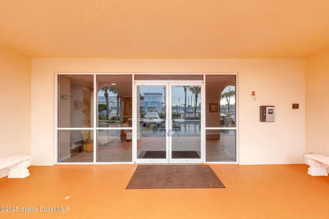 $1,200,000 | 735 N Highway, Unit 302, Indialantic, FL 32903