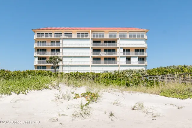 $1,200,000 | 735 N Highway, Unit 302, Indialantic, FL 32903