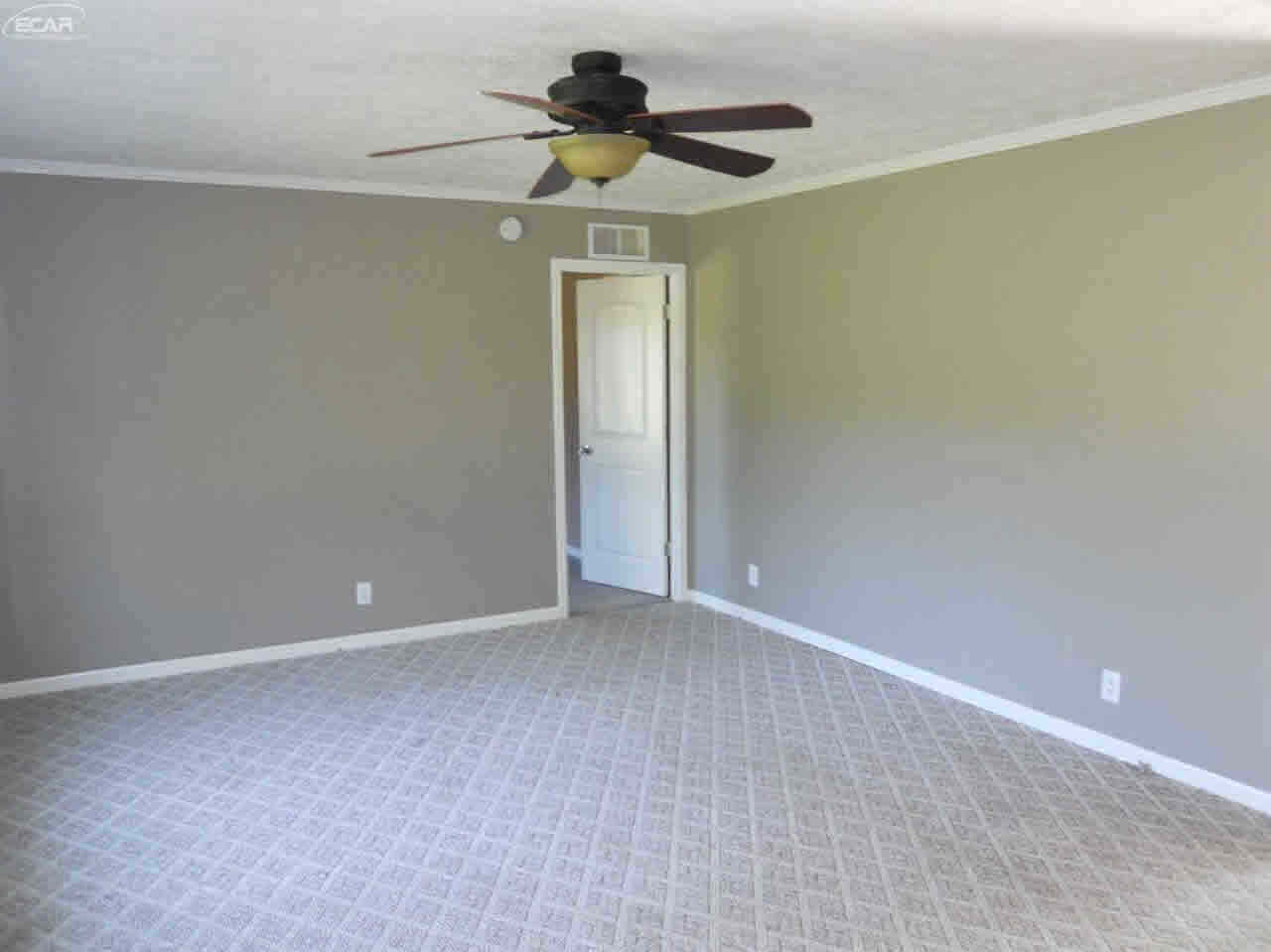 6853 Hess Road Vassar, MI 48768 - Photo 5 of 21 21357819-4.JPG