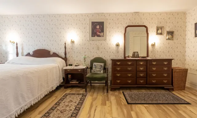 $2,100,000 | 203 Winch Hill Road, Langdon, NH 03602