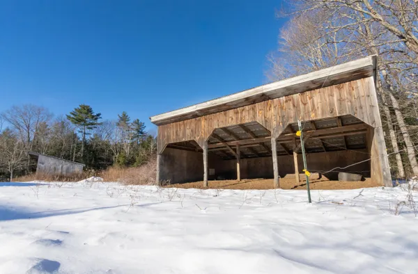 $2,100,000 | 203 Winch Hill Road, Langdon, NH 03602