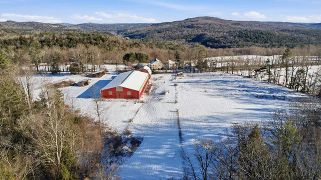 $2,300,000 | 203 Winch Hill Road, Langdon, NH 03602