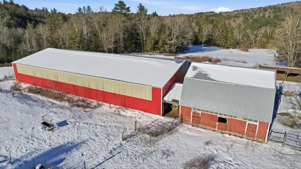 $2,100,000 | 203 Winch Hill Road, Langdon, NH 03602