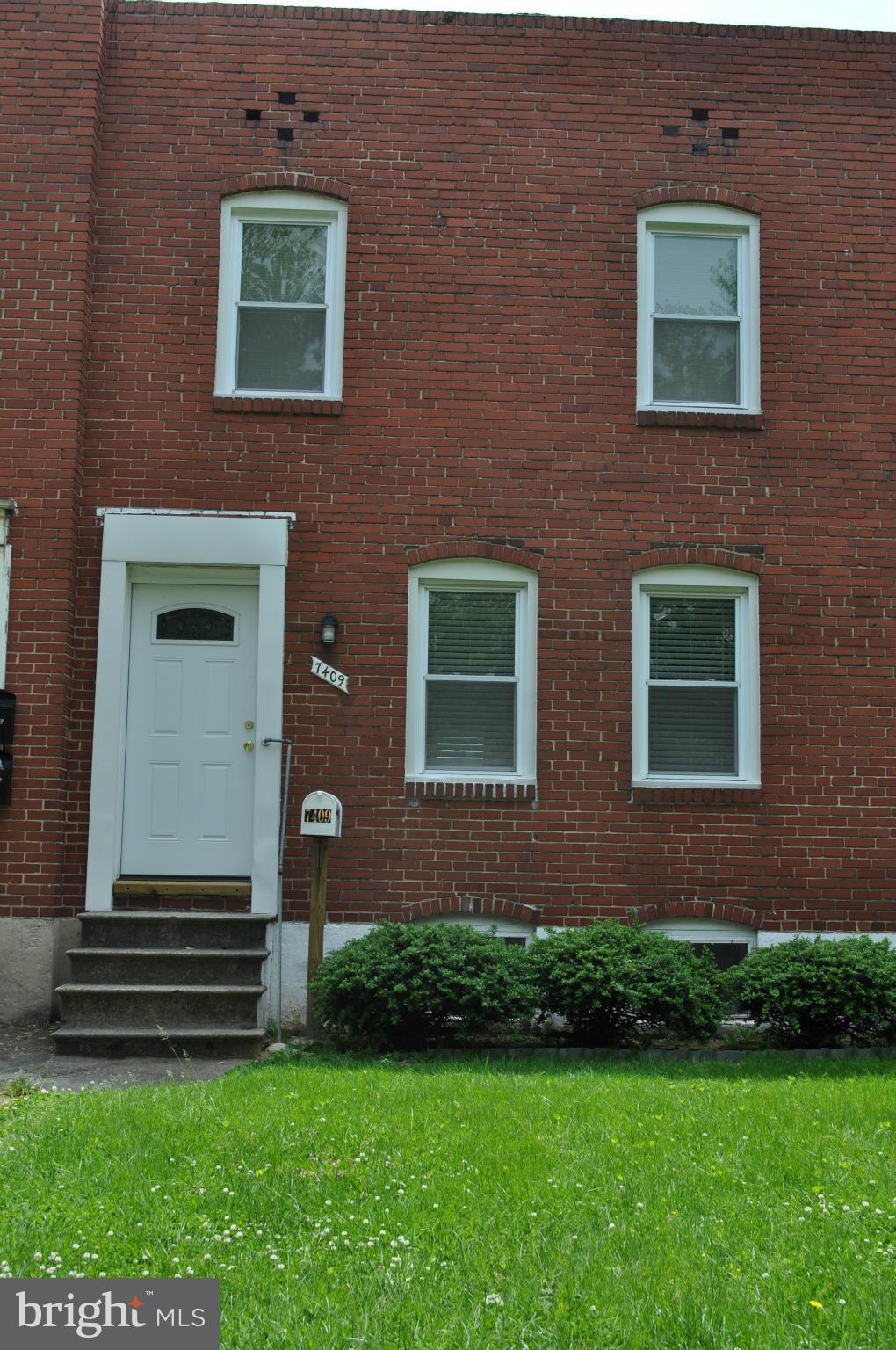 7409 Dunmanway Baltimore, MD 21222 - Photo 1 of 13 Exterior (Front)