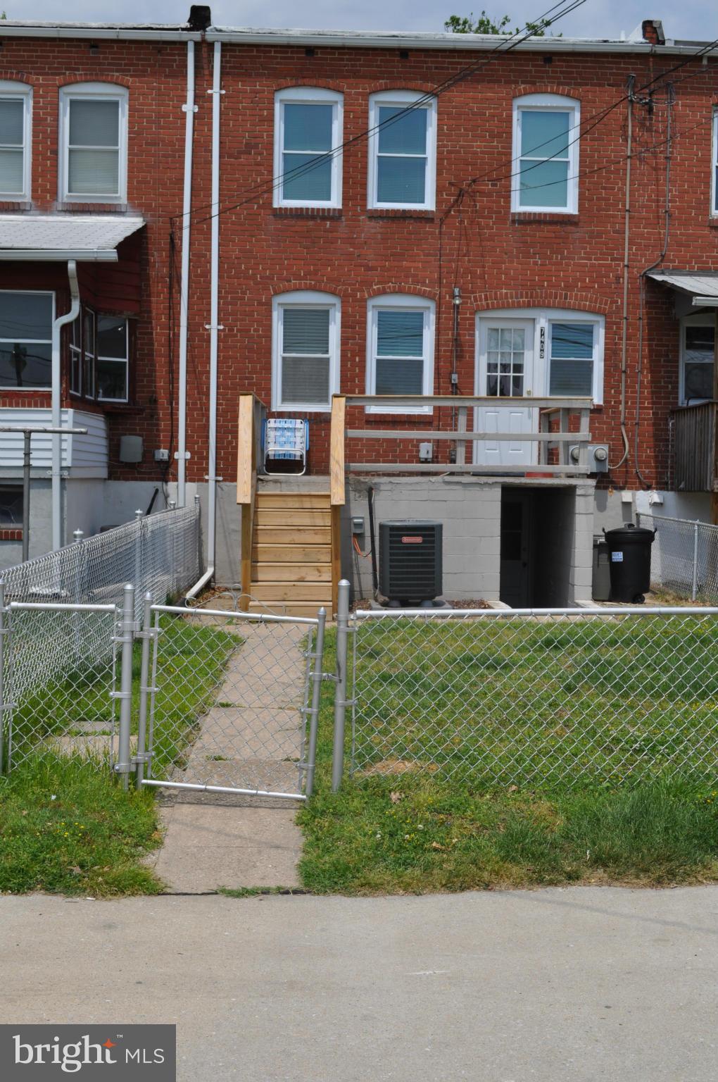 7409 Dunmanway Baltimore, MD 21222 - Photo 13 of 13 Exterior (Rear)