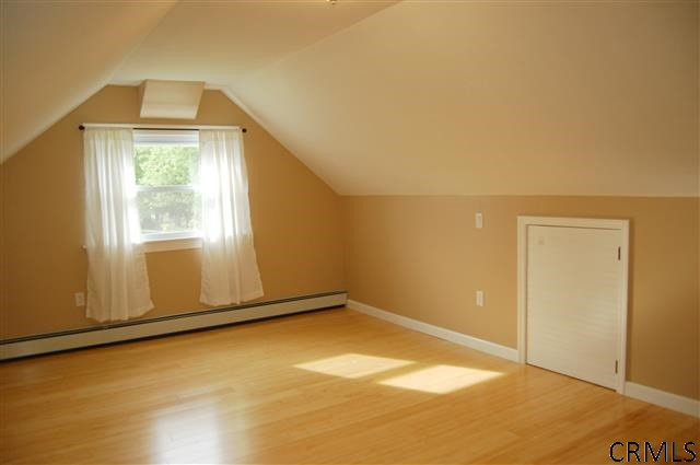 29 Luella Road Colonie, NY 12110 - Photo 18 of 25 Photo 18