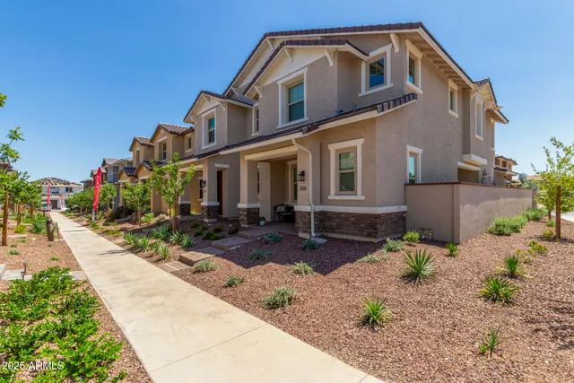 $409,995 | 2888 North Evergreen Street, Buckeye, AZ 85396