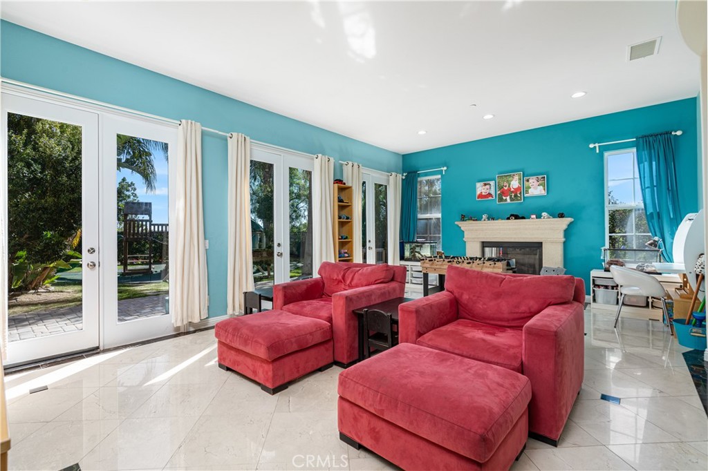 5492 Calarosa Ranch Road Camarillo, CA 93012 - Photo 4 of 41