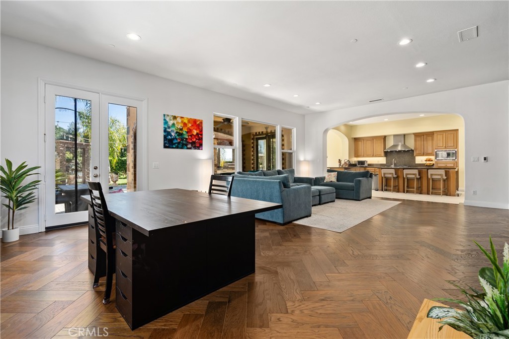 5492 Calarosa Ranch Road Camarillo, CA 93012 - Photo 9 of 41