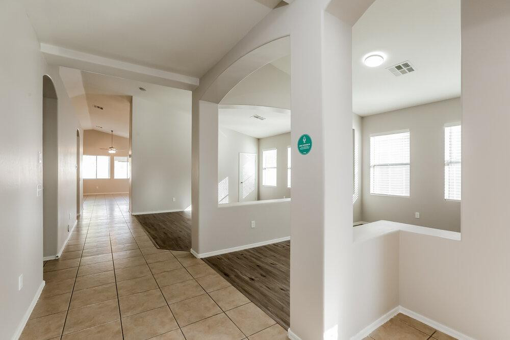 4130 West Vineyard Road Phoenix, AZ 85041 - Photo 3 of 16 Photo #3