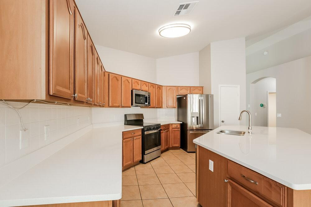 4130 West Vineyard Road Phoenix, AZ 85041 - Photo 6 of 16 Photo #6