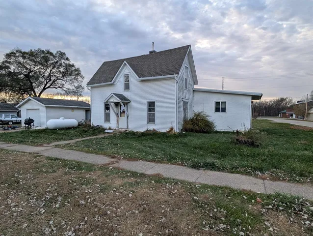 $59,000 | 325 South Burlington Avenue, Bagley, WI 53801