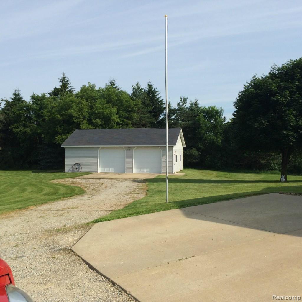 6769 Webster Road Imlay City, MI 48444 - Photo 4 of 20 IMG_0322.jpg