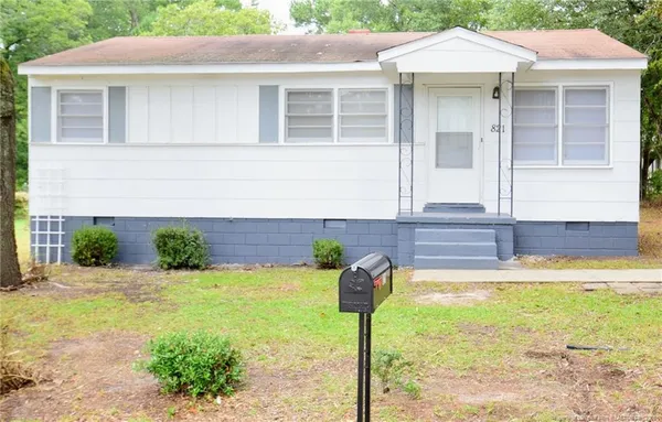 $1,000 | 821 Minurva Court, Fayetteville, NC 28301