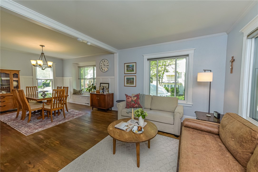 107 Parkside Avenue Rochester, NY 14609 - Photo 13 of 37