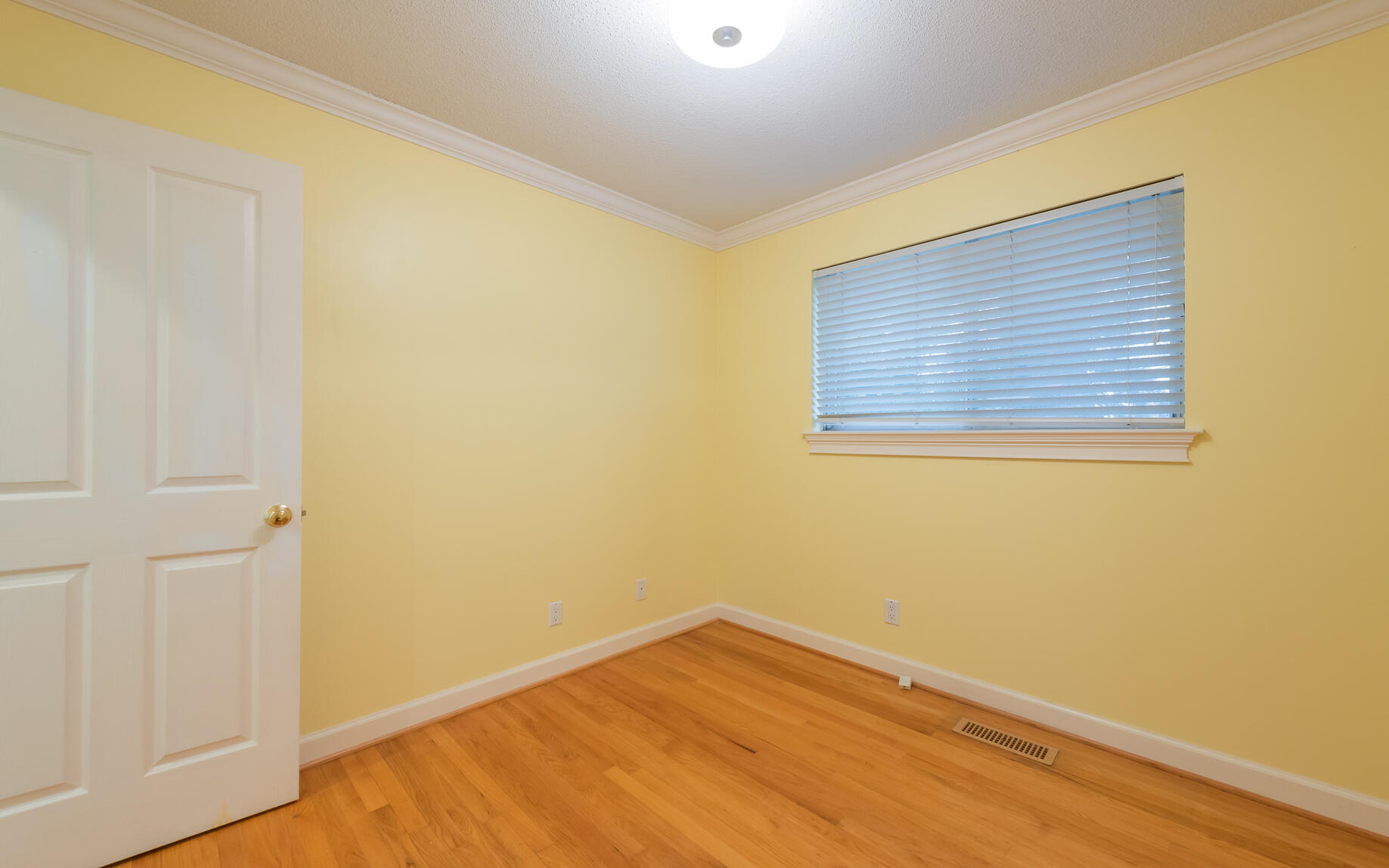 321 Walsh Road Chattanooga, TN 37405 - Photo 24 of 35 DSC_2324
