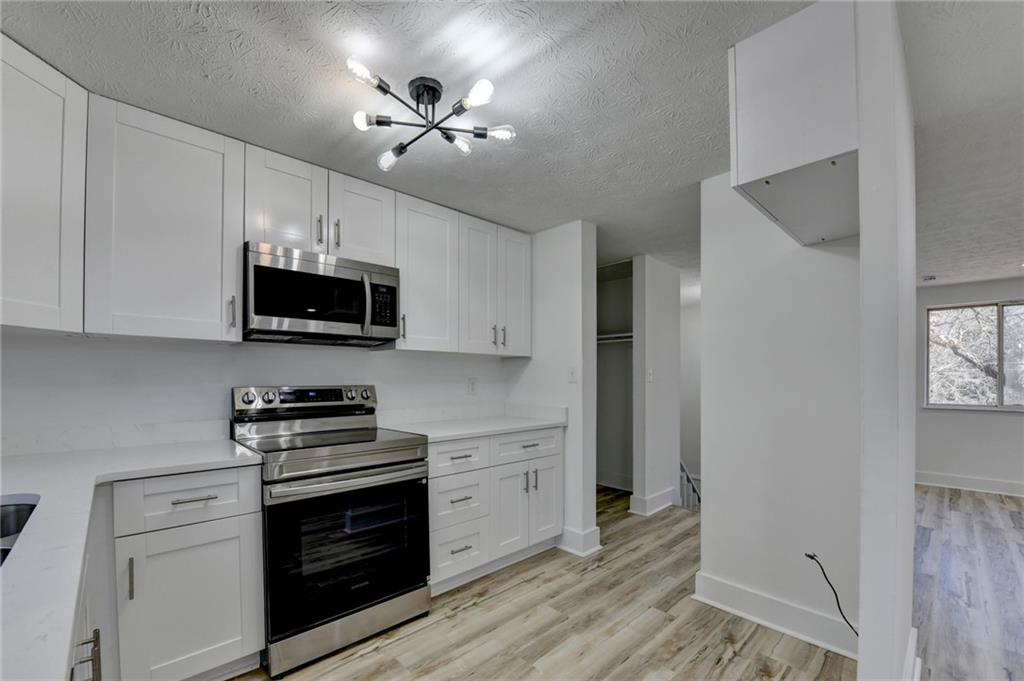 1018 Martin Road Stone Mountain, GA 30088 - Photo 16 of 52