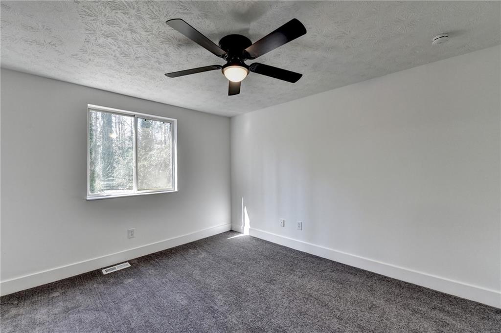 1018 Martin Road Stone Mountain, GA 30088 - Photo 19 of 52