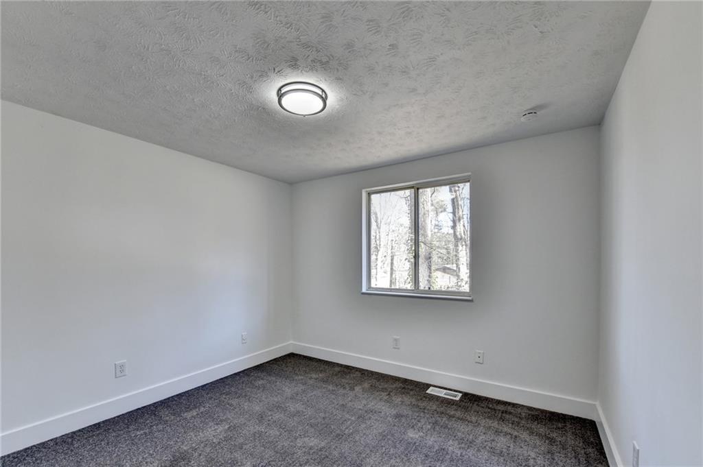 1018 Martin Road Stone Mountain, GA 30088 - Photo 25 of 52