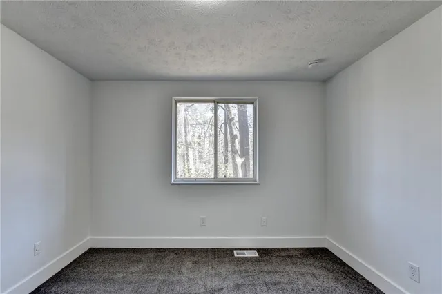 $274,900 | 1018 Martin Road, Stone Mountain, GA 30088