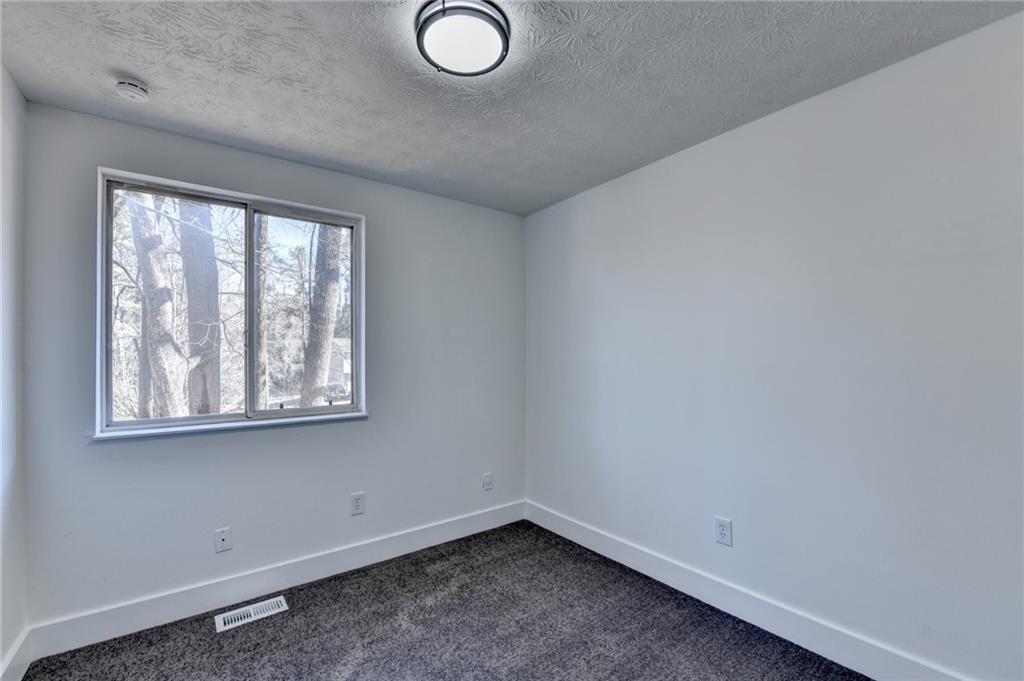 1018 Martin Road Stone Mountain, GA 30088 - Photo 29 of 52