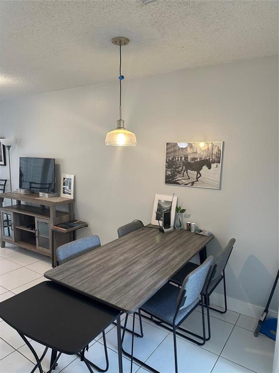 4121 Northeast 21st Terrace, Unit 3 Lighthouse Point, FL 33064 - Photo 9 of 40 GetMedia (8)