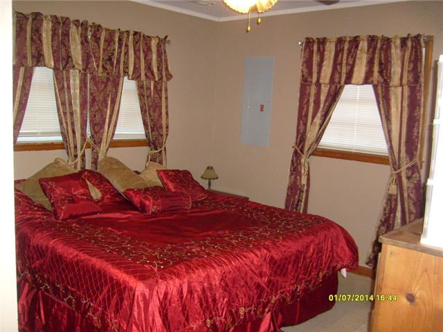 24 Pond Field Road Lawrenceburg, TN 38464 - Photo 7 of 16 Bedroom