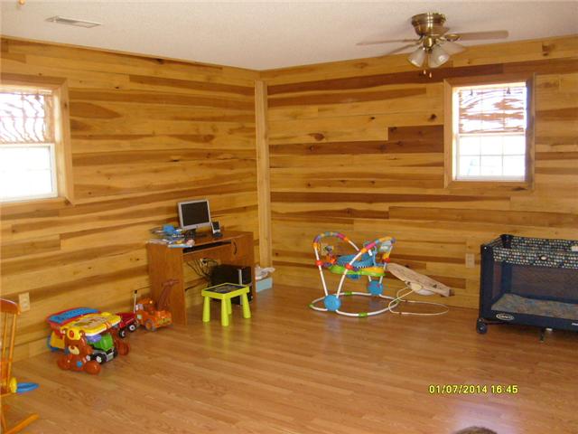24 Pond Field Road Lawrenceburg, TN 38464 - Photo 10 of 16