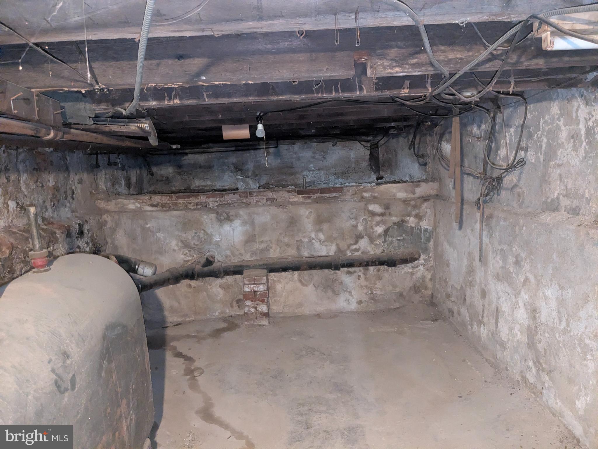 1619 Reed Street Philadelphia, PA 19146 - Photo 18 of 21 a view of a water heater room