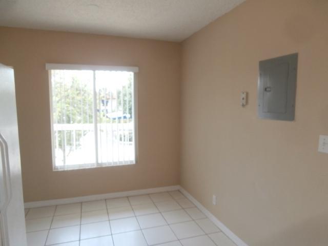 320 Northwest 67th Street, Unit C206 Boca Raton, FL 33487 - Photo 6 of 14 0 (23)